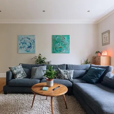 شقة Stunning 2 Bedroom, 2 Bathroom With Parking بريستول